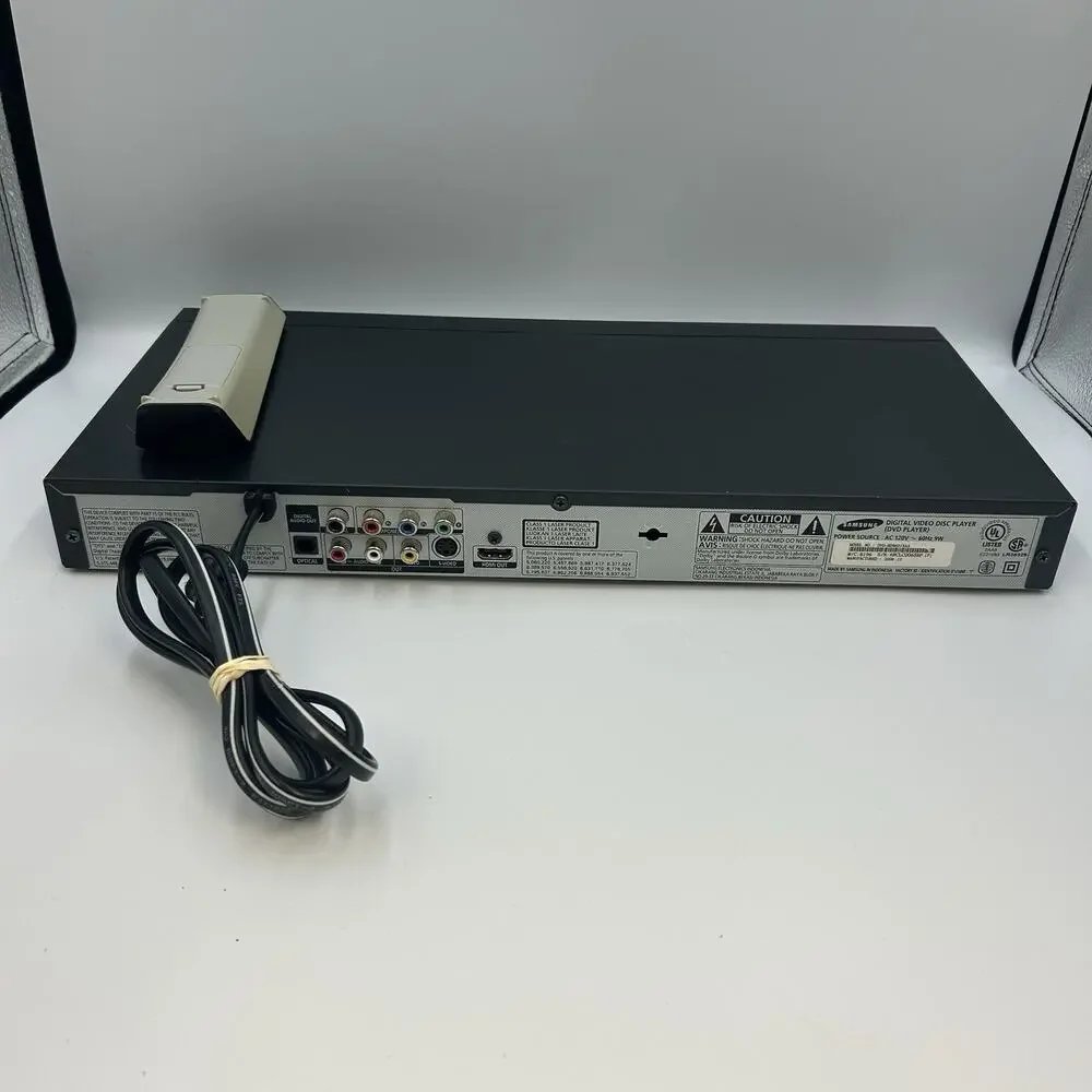 Samsung DVD Player DVD-HD860 DTS Dolby Digital HDMI w/ Remote - TESTED WORKING